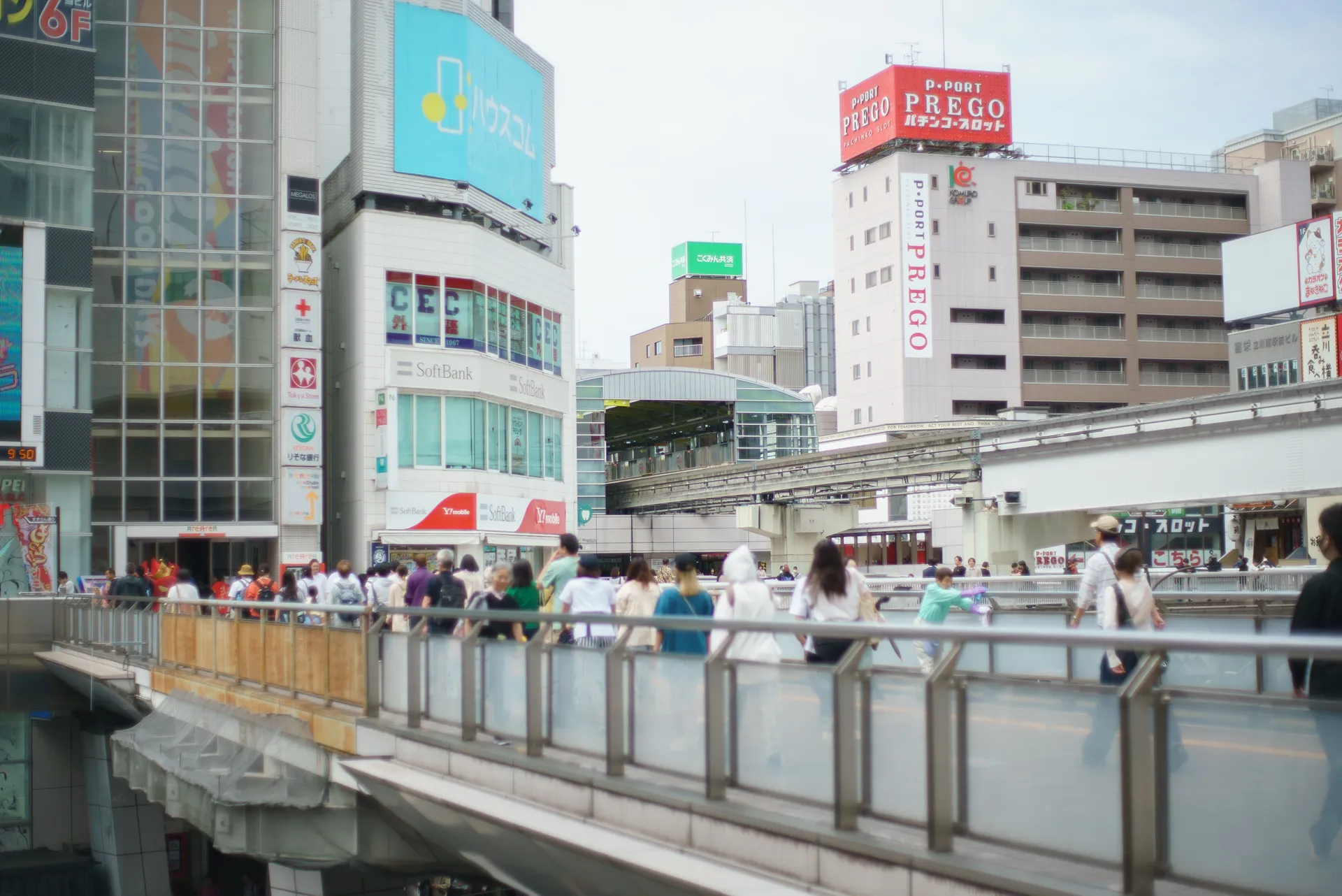 立川駅前
