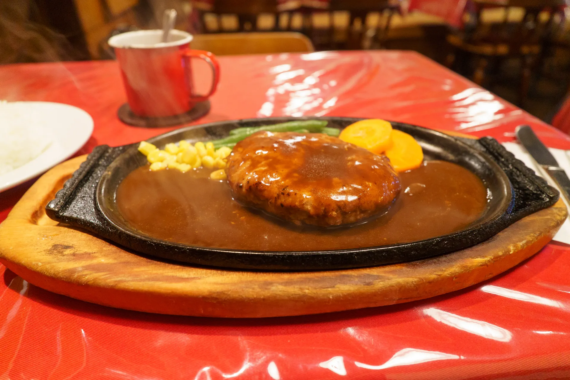 ハンバーグステーキ (レギュラー)